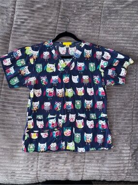 Wonderwink Owl Scrub Top